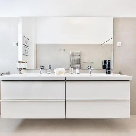 Isabella By Ocvillas *