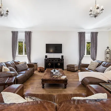 Isabella By Ocvillas Villa Paderne (Faro)