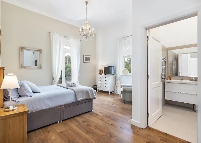 Isabella By Ocvillas *